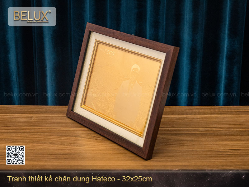 Tranh thiết kế chân dung Hateco mạ vàng kt 32x25cm&nbsp;